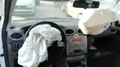 Sloopvoertuig ford focus lim. (cb4) titanium van het jaar 2009 aangedreven g8db