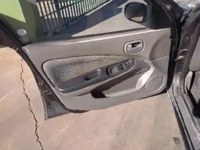 Veículo de Sucata nissan almera (n16/e) comfort do ano 2000 alimentado qg15