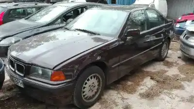 Veículo de Sucata bmw serie 3 berlina (e36) 325i do ano 2001 alimentado ohc