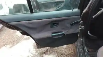 Veículo de Sucata bmw serie 3 berlina (e36) 325i do ano 2001 alimentado ohc