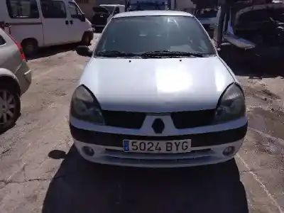 Здавання транспортного засобу RENAULT CLIO II FASE II (B/CB0) Authentique року 2002 потужний D7F G7