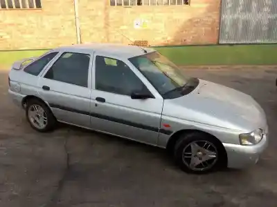 Vehicul casat ford escort berlina/turnier bravo lim. al anului 1998 alimentat rfs
