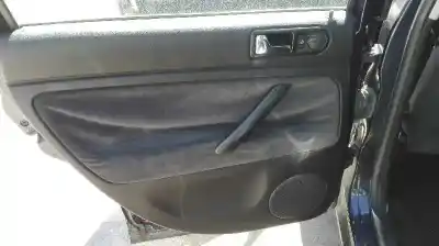 Veículo de Sucata volkswagen passat berlina (3b2) comfortline do ano 1998 alimentado aeb