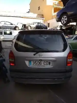 Veículo de Sucata opel zafira a blue line do ano 2003 alimentado y20dth