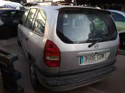 Veículo de Sucata opel zafira a blue line do ano 2003 alimentado y20dth