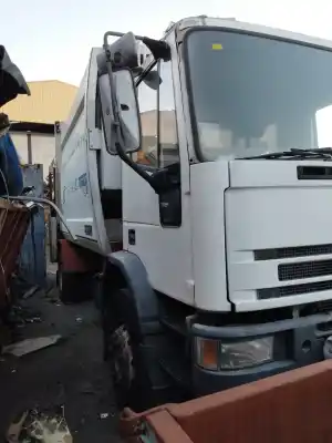 Veículo de Sucata iveco eurocargo 3.9 diesel do ano 1995 alimentado 