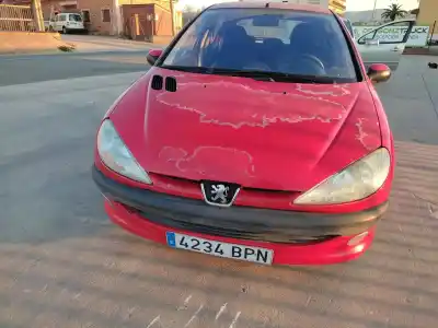 Veículo de Sucata PEUGEOT 206 BERLINA XT do ano 2001 alimentado WJY