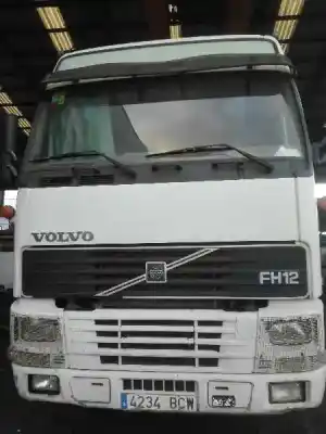 Здавання транспортного засобу VOLVO FH 12 2002 -> FSA STD 4X2 Corto року 2000 потужний D12C420