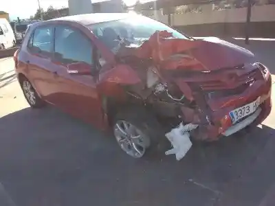 Veículo de Sucata toyota auris active do ano 2012 alimentado 1zr