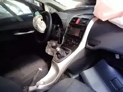 Veículo de Sucata toyota auris active do ano 2012 alimentado 1zr