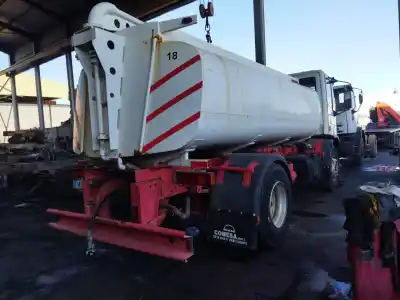 Veículo de Sucata iveco eurocargo 3.9 diesel do ano 1997 alimentado 