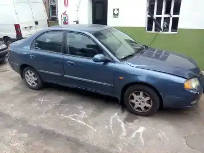 Veicolo di demolizione kia shuma ii 1.6 ls 4 berlina dell'anno 2003 alimentato s6d