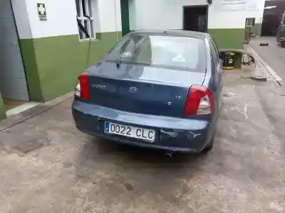 Veicolo di demolizione kia shuma ii 1.6 ls 4 berlina dell'anno 2003 alimentato s6d