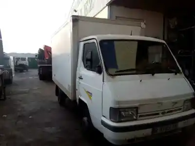 Veicolo di demolizione nissan trade chasis cabina dell'anno 1994 alimentato bd30