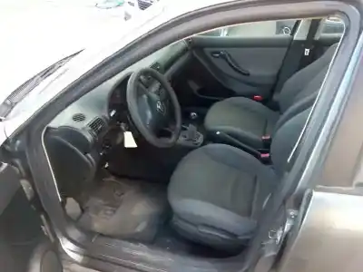 Здавання транспортного засобу seat toledo (1m2) select року 2004 потужний asv