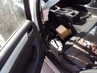 Scrapping Vehicle bmw serie 3 berlina (e46) 320d of the year 2002 powered 204d4