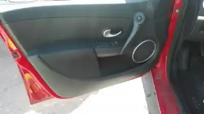 Veicolo di demolizione renault clio iii authentique dell'anno 2007 alimentato k9k t7