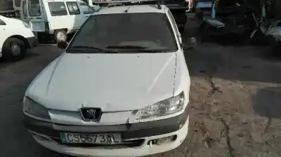Veículo de Sucata peugeot 306 break style do ano 1997 alimentado nfz