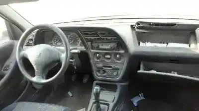 Veículo de Sucata peugeot 306 break style do ano 1997 alimentado nfz