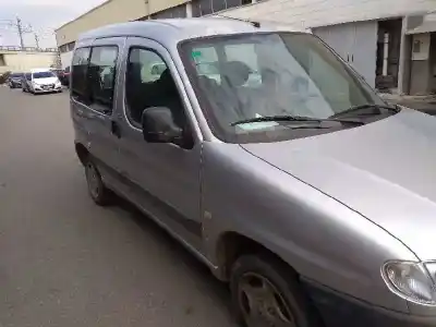 Sloopvoertuig peugeot partner (s1) combispace van het jaar 2000 aangedreven wjz