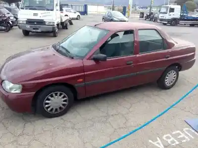 Vehicul casat ford escort berlina/turnier bravo lim. al anului 1997 alimentat rfs