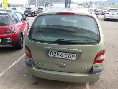 Veicolo di demolizione renault scenic (ja..) 1.6 16v authentique (ja0b/11) dell'anno 2003 alimentato k4m a7