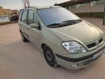 Veículo de Sucata RENAULT                                            SCÉNIC I MONOSPACE (JA0/1_, FA0_)                                                                                                                                                                                                                          1.9 dTi (JA1U) do ano 2002 alimentado F9Q Q7