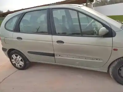 Veicolo di demolizione renault scénic i monospace (ja0/1_, fa0_) 1.9 dti (ja1u) dell'anno 2002 alimentato f9q q7
