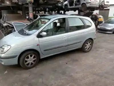Scrapping Vehicle renault scenic (ja..) 1.9 dci authentique of the year 2001 powered f9q k7