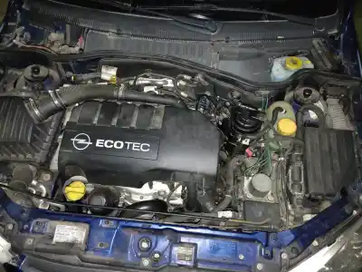 Veículo de Sucata opel corsa c blue line do ano 2004 alimentado z13dt