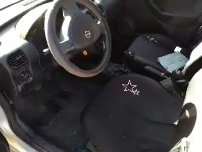 Veículo de Sucata opel corsa c blue line do ano 2004 alimentado z13dt