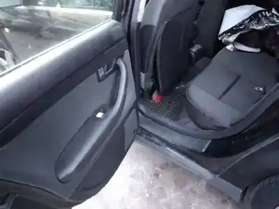 Veículo de Sucata audi a4 berlina (8e) 2.5 v6 24v tdi do ano 2001 alimentado ake