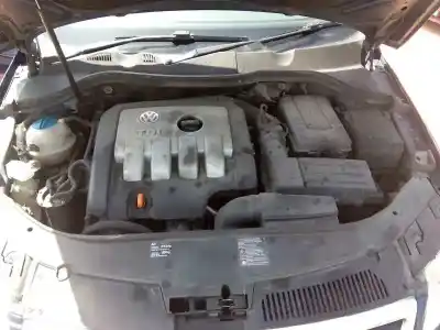 Здавання транспортного засобу volkswagen passat berlina (3c2) advance року 2005 потужний bkp