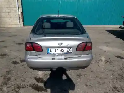 Sloopvoertuig nissan primera hatchback (p11) 2.0 td van het jaar 2000 aangedreven cd20t