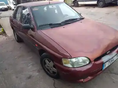 Veículo de Sucata ford escort berlina/turnier bravo lim. do ano 1996 alimentado rtf