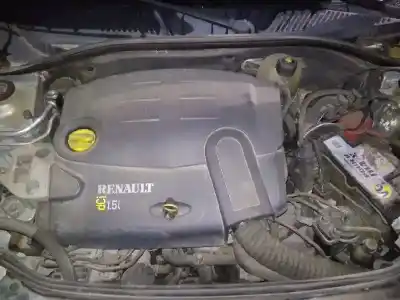 Здавання транспортного засобу RENAULT CLIO II FASE II (B/CB0) Authentique року 2002 потужний K9K A7