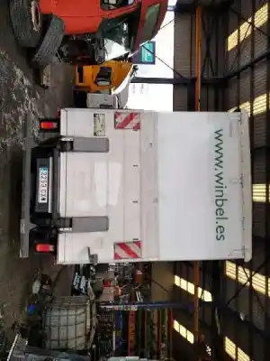 Veículo de Sucata nissan atleon tk10.95 do ano 2004 alimentado b660