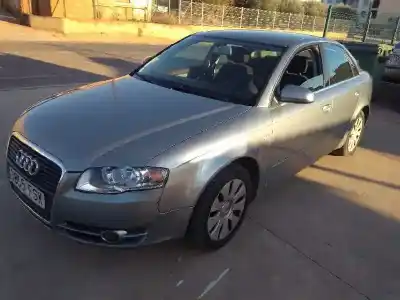 Veículo de Sucata audi a4 berlina (8e) 1.9 tdi do ano 2007 alimentado brb