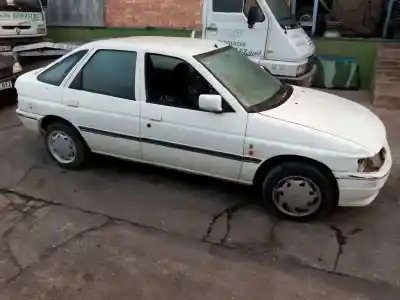 Vehicul casat ford escort berlina/turnier bravo lim. al anului 1993 alimentat l1e