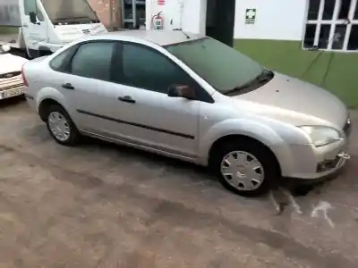 Veículo de Sucata ford focus berlina (cap) ambiente (d) do ano 2005 alimentado hhda