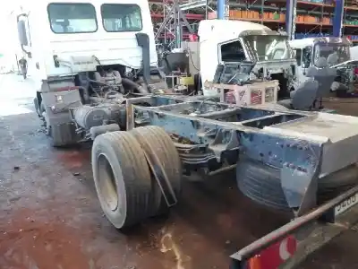 Veicolo di demolizione nissan atleon 165 dell'anno 2003 alimentato b660