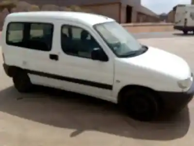 Verschrottungsfahrzeug peugeot partner (s1) combispace des jahres 2001 angetrieben wjz