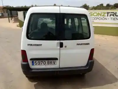Verschrottungsfahrzeug peugeot partner (s1) combispace des jahres 2001 angetrieben wjz