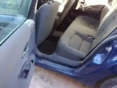 Verschrottungsfahrzeug renault laguna ii (bg0) authentique des jahres 2003 angetrieben f9q n7