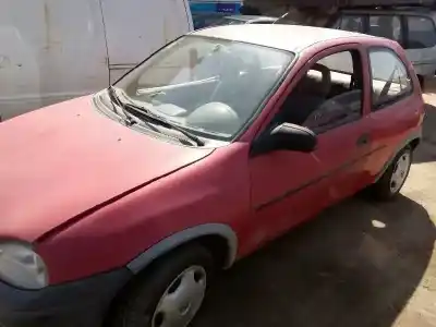 Veículo de Sucata opel corsa b base do ano 1994 alimentado c12nz