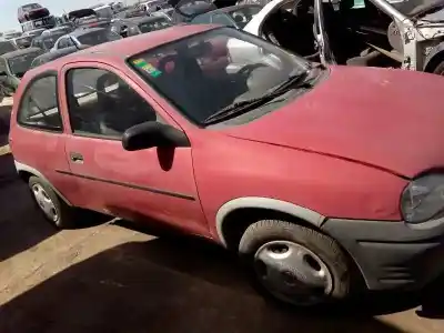 Veículo de Sucata opel corsa b base do ano 1994 alimentado c12nz