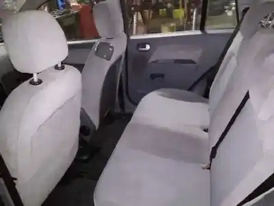 Здавання транспортного засобу ford fusion (cbk) ambiente року 2003 потужний f6ja