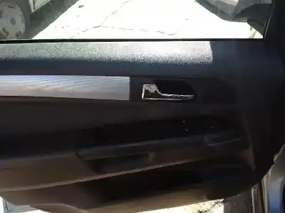 Veicolo di demolizione opel zafira b cosmo dell'anno 2006 alimentato z19dt