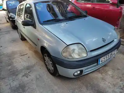 Утилизация автомобиля RENAULT CLIO II FASE I (B/CBO) 1.2 года 2000 питание D7F G7