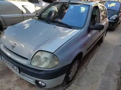 Утилизация автомобиля renault clio ii fase i (b/cbo) 1.2 года 2000 питание d7f g7